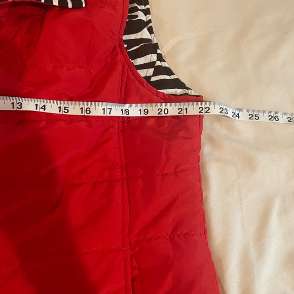 Reversible Casual Identity Zebra Print/Red Vest‎ w/Gold Snaps & Pockets, Size XL - Picture 7 of 9